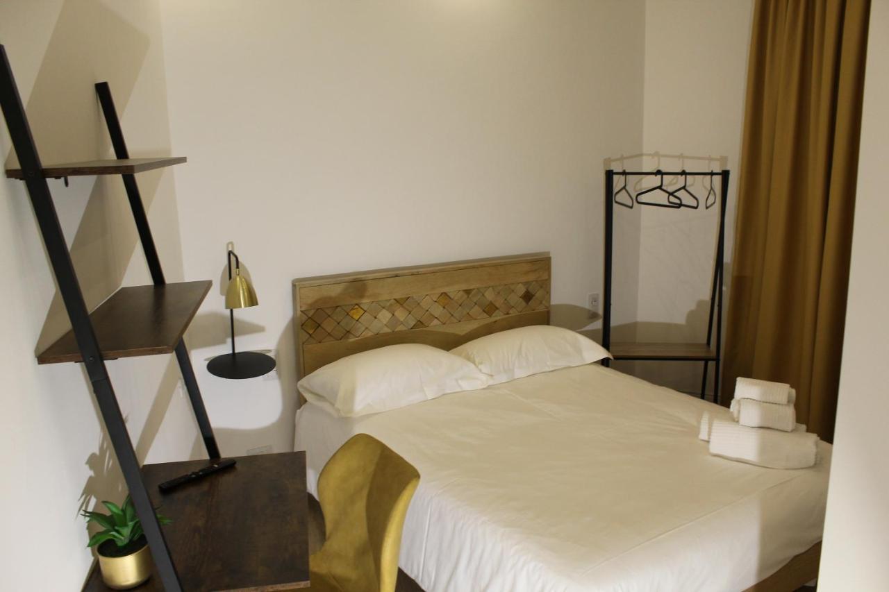 Domino Hotel Торино Екстериор снимка