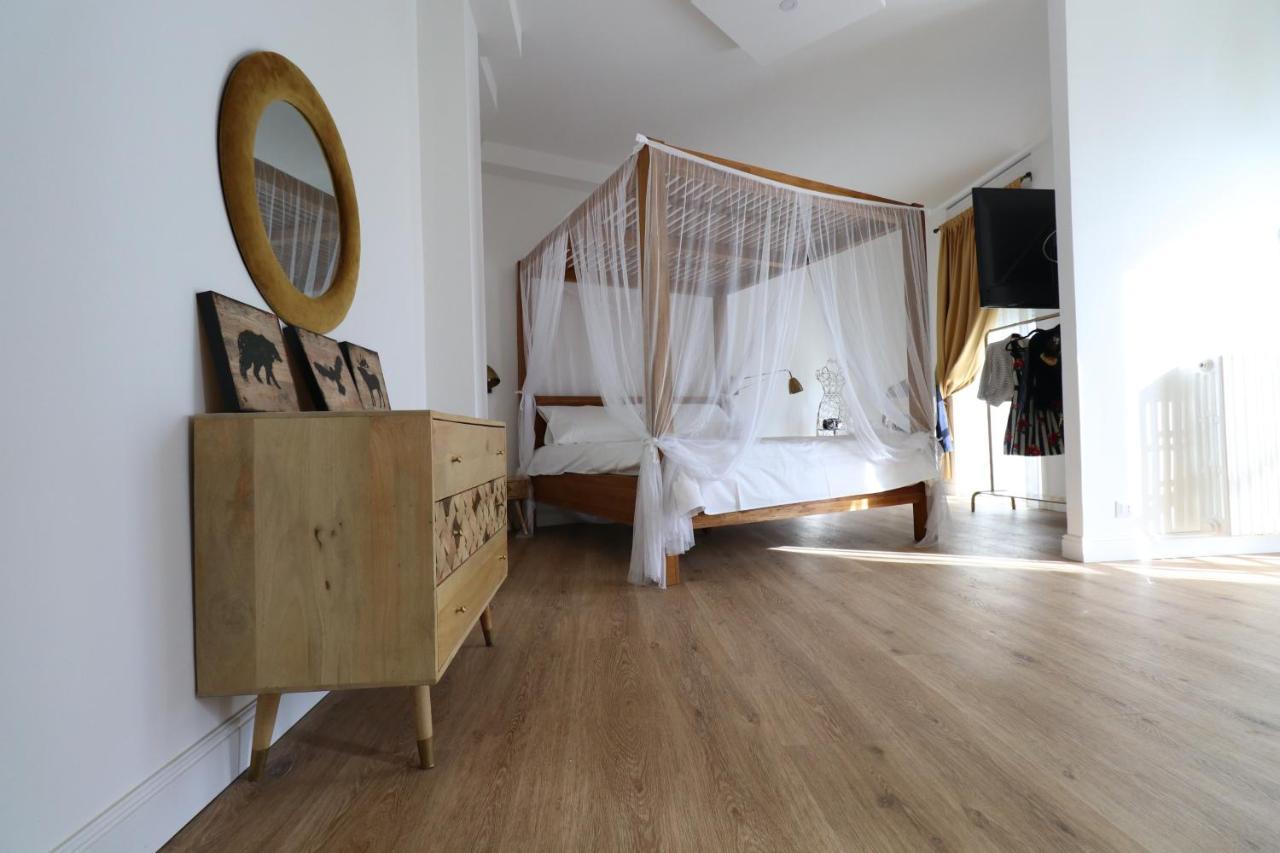 Domino Hotel Торино Екстериор снимка